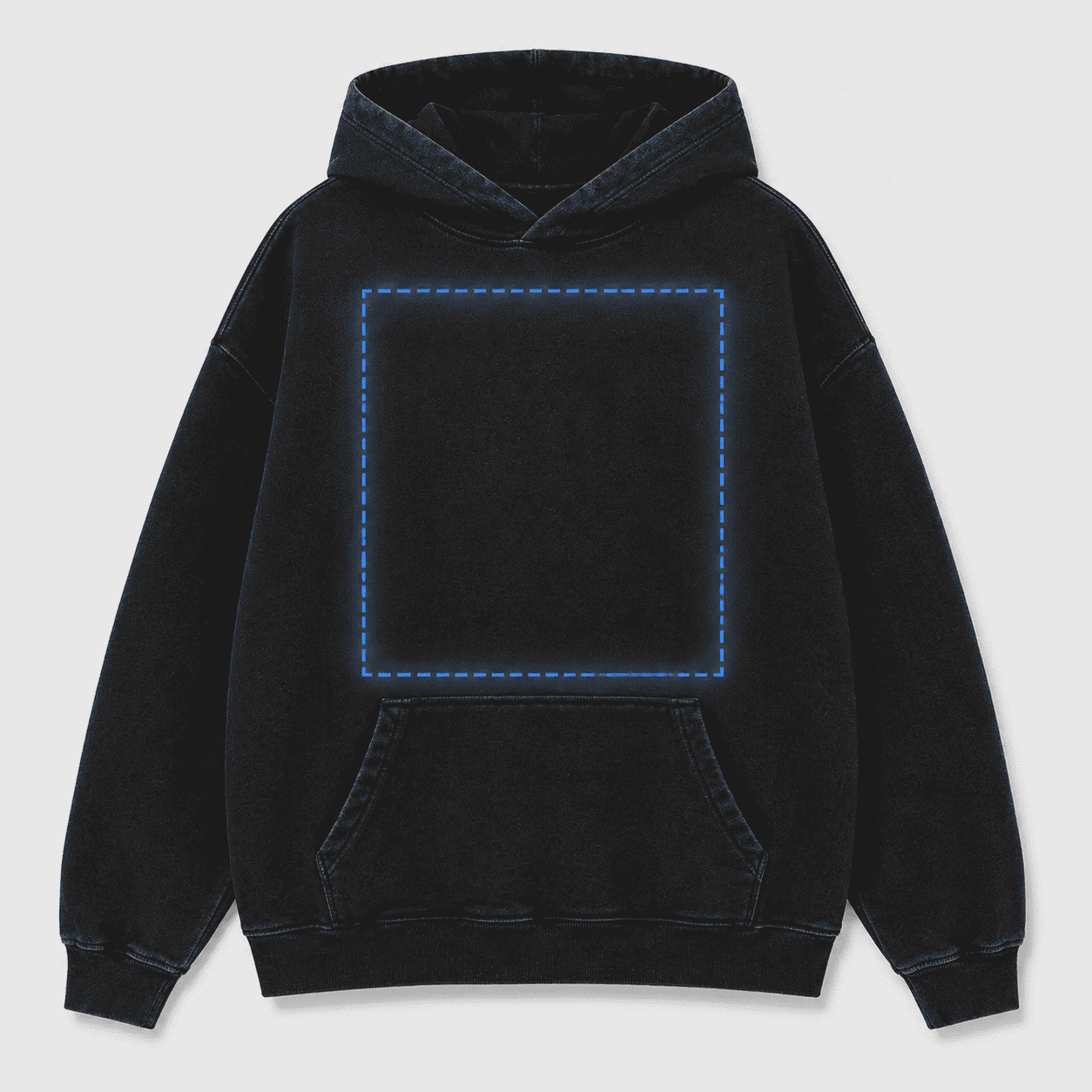 Sudadera negra con capucha y bolsillo frontal, sin diseño gráfico visible, lista para personalización en la parte delantera.