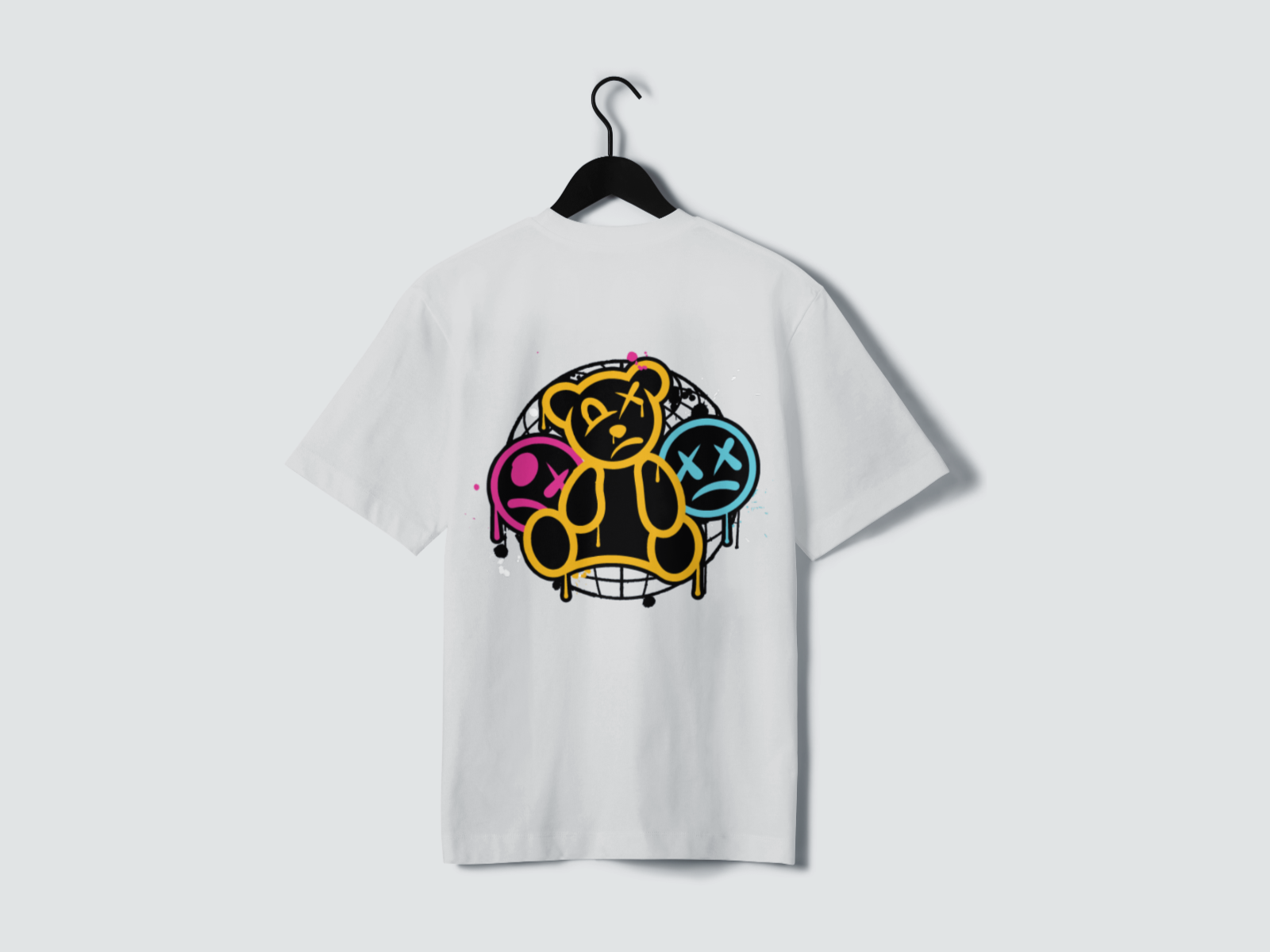 Playera manga corta HELLO STALKERS
