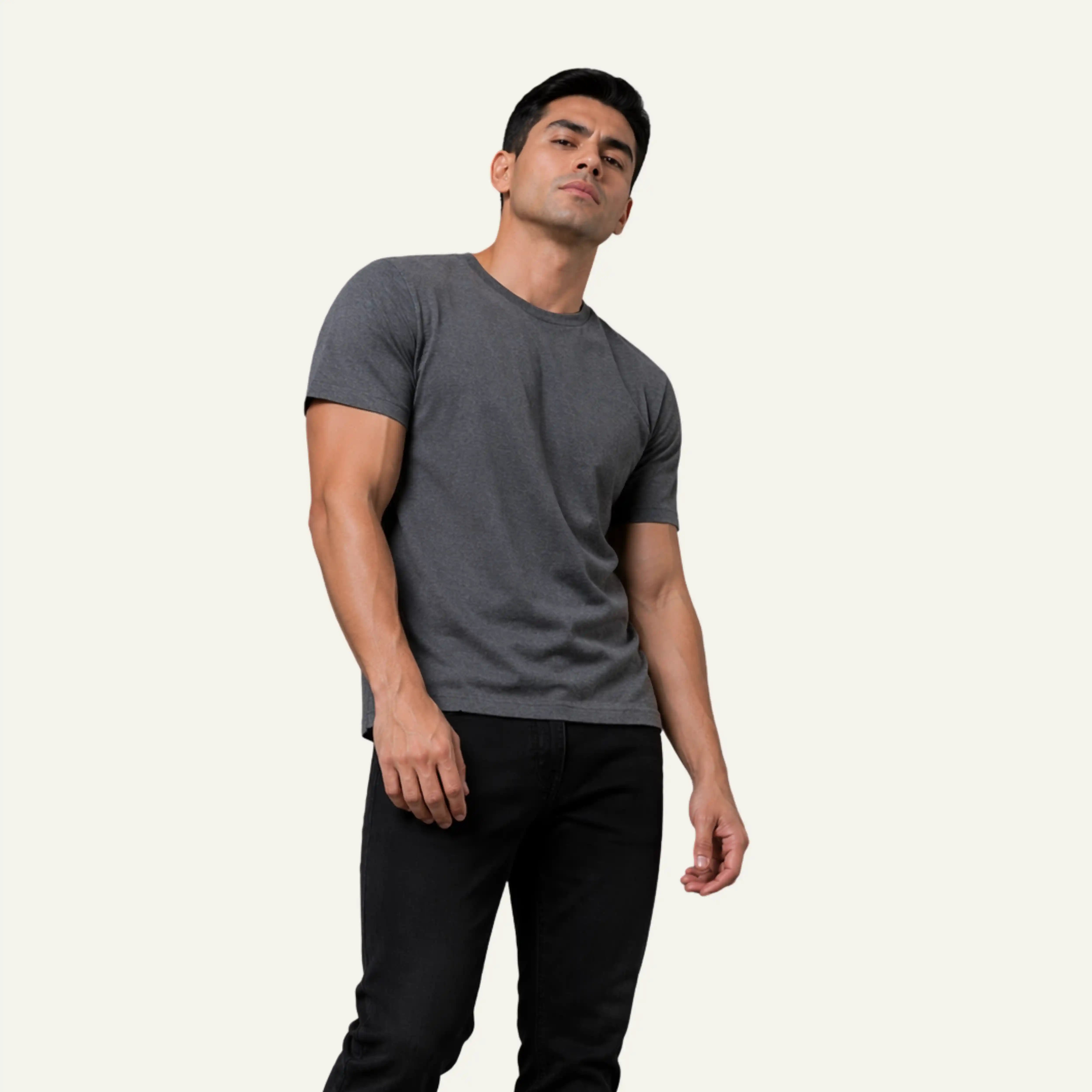 Playera oversize Playera T-Shirt Personalizada vista frontal HOODEE