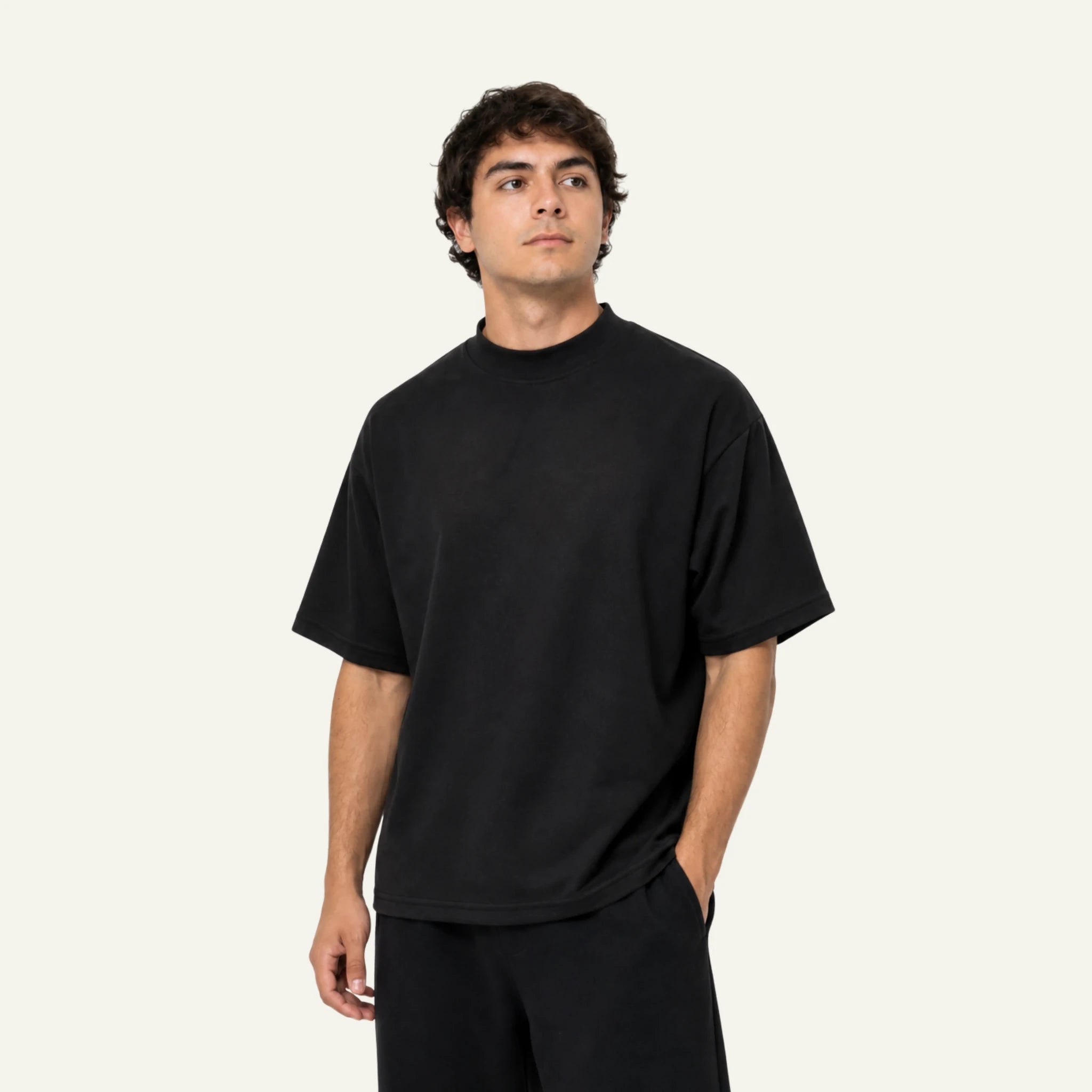 Playera oversize 220g Personalizada negro vista frontal HOODEE