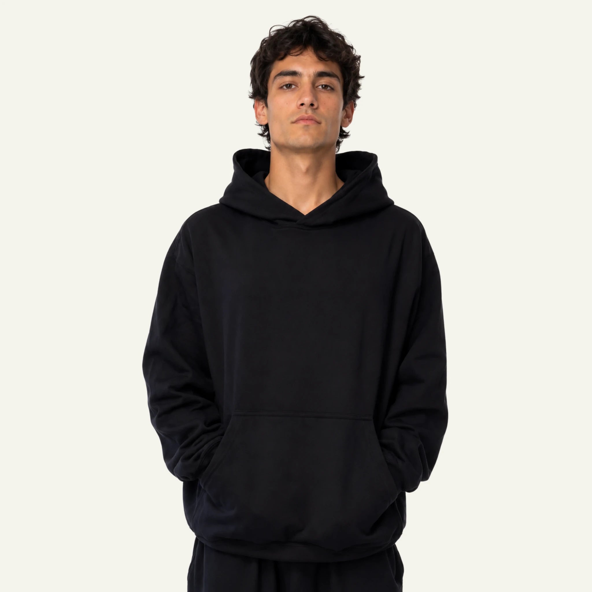 Playera oversize Sudadera Oversize 420g Personalizada negro vista frontal HOODEE